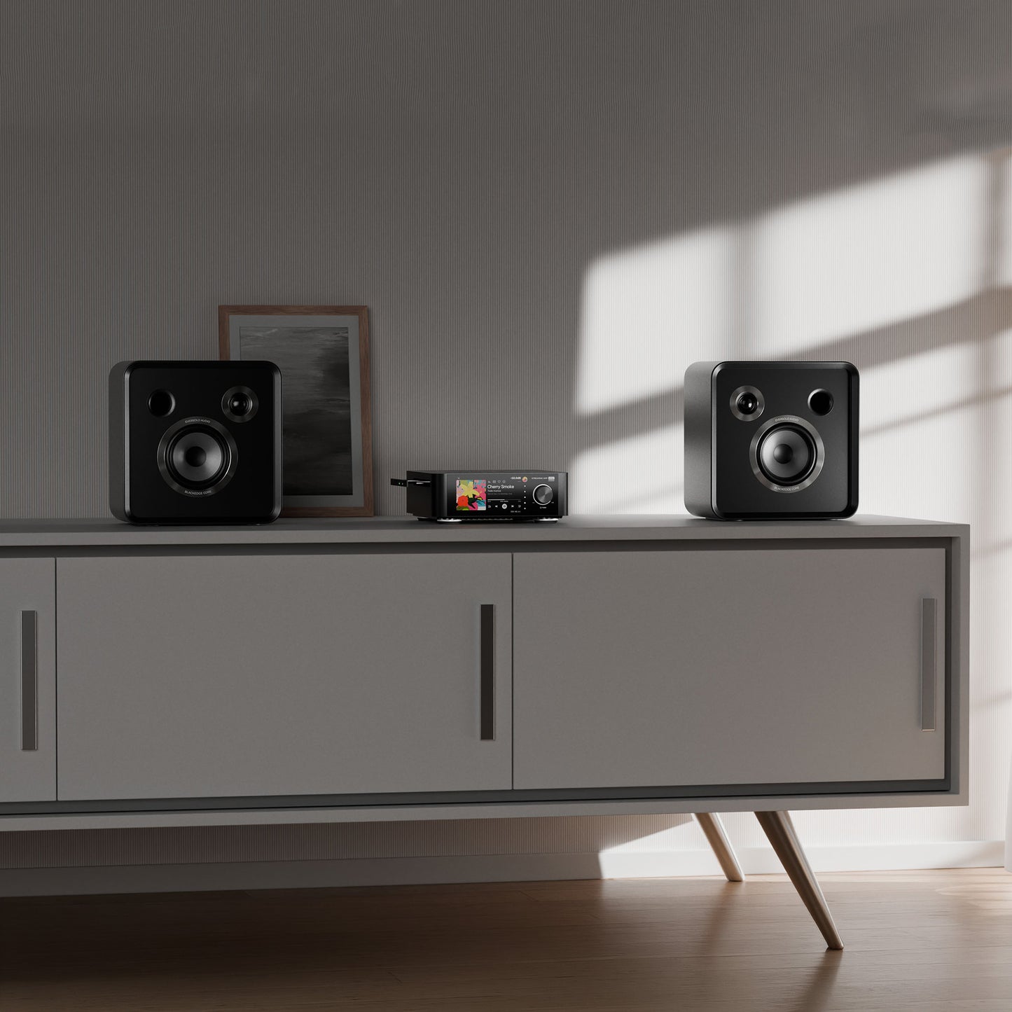 Eversolo SE100 Regal Lautsprecher